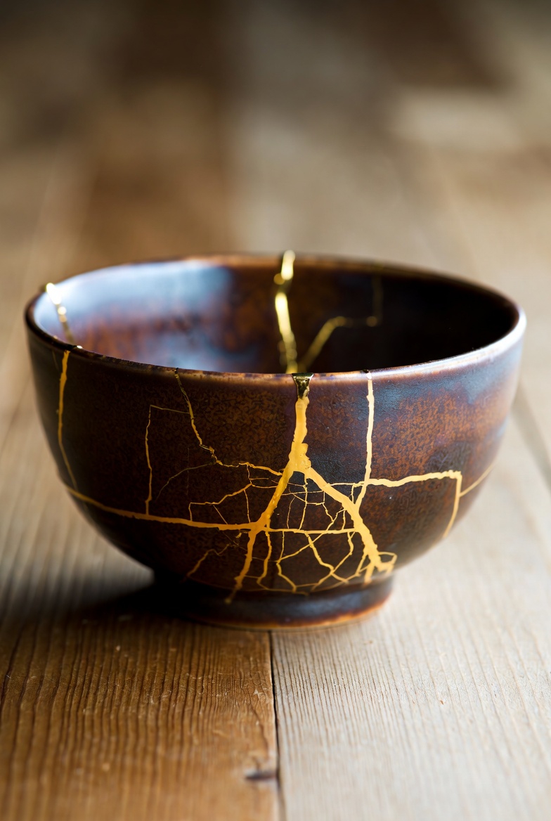 Repairing the Future: Kintsugi Contracts